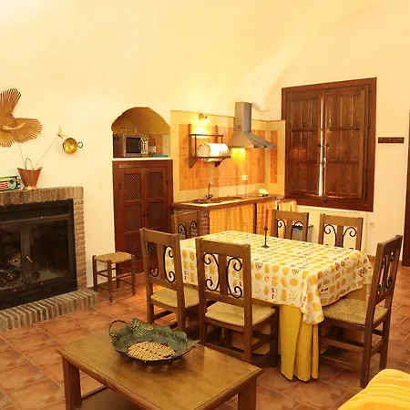 Cuevas La Chumbera Casa rural *